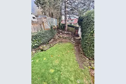 309 NW 48th Street, Seattle, WA 98107 - Photo 9