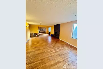 309 NW 48th Street, Seattle, WA 98107 - Photo 3