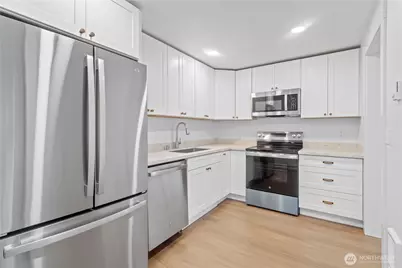 2355 S Hosmer Street, Tacoma, WA 98405 - Photo 5