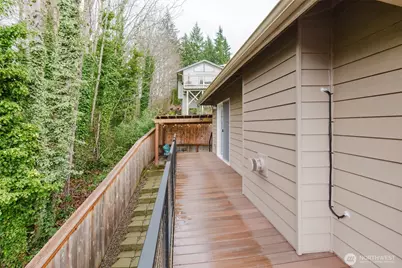 1404 Eastlake Drive, Bremerton, WA 98312 - Photo 39