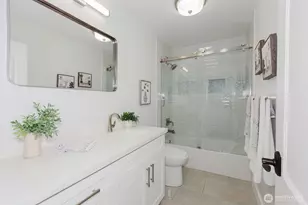 1404 Eastlake Dr, Bremerton, WA 98312 - Photo 15