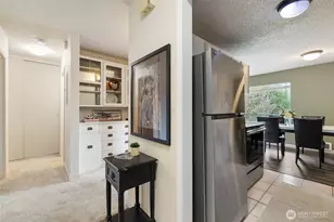 924 Shorewood Dr, Bremerton, WA 98312 - Photo 3