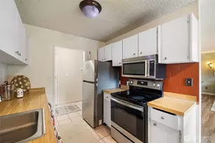 924 Shorewood Dr, Bremerton, WA 98312 - Photo 5