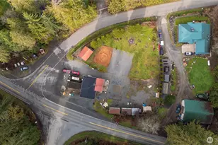 810 S Lake Roesiger Rd, Snohomish, WA 98290 - Photo 3