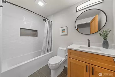 2027 Narrows View Circle NW #E244, Gig Harbor, WA 98335 - Photo 29
