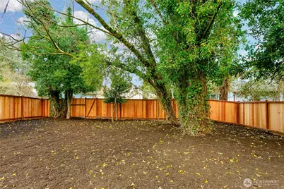 912 Austin Avenue, Port Orchard, WA 98366 - Photo 33