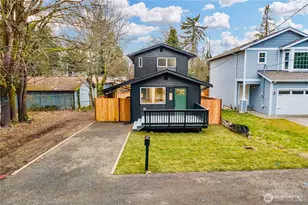 912 Austin Ave, Port Orchard, WA 98366 - Photo 3