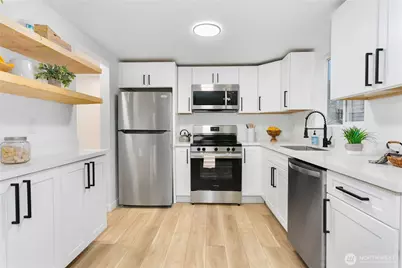 912 Austin Avenue, Port Orchard, WA 98366 - Photo 11