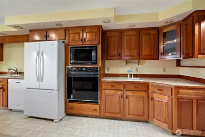 716 Heller Road, Oak Harbor, WA 98277 - Photo 29