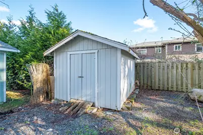 716 Heller Road, Oak Harbor, WA 98277 - Photo 9