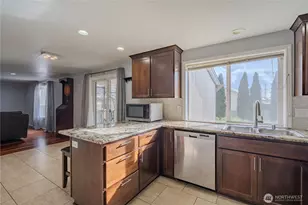 16317 NE 71st St, Vancouver, WA 98682 - Photo 7