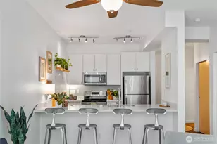 3213 Harbor Ave SW, Seattle, WA 98126 - Photo 9