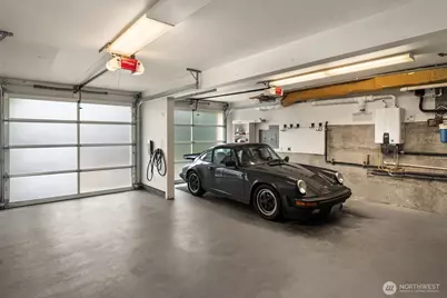 708 13th Avenue E, Seattle, WA 98102 - Photo 29