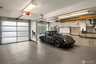 708 13th Ave E, Seattle, WA 98102 - Photo 29