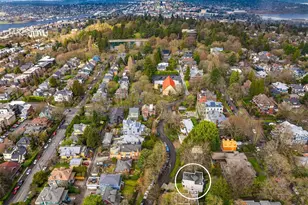 708 13th Ave E, Seattle, WA 98102 - Photo 33