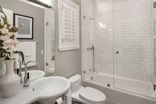 708 13th Ave E, Seattle, WA 98102 - Photo 25