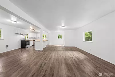 2693 State Rt 101, Ilwaco, WA 98624 - Photo 15