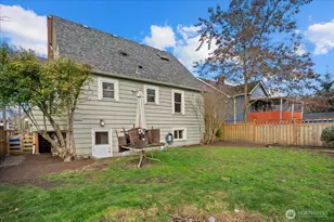 717 NW 56th St, Seattle, WA 98107 - Photo 25