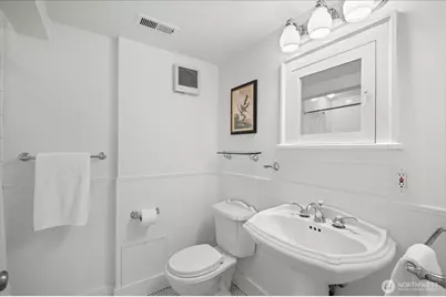 717 NW 56th Street, Seattle, WA 98107 - Photo 11