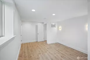 717 NW 56th St, Seattle, WA 98107 - Photo 17