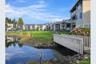 379 101st Avenue SE, Bellevue, WA 98004 - Photo 37