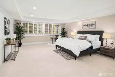 379 101st Avenue SE, Bellevue, WA 98004 - Photo 17