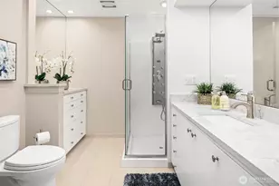 379 101st Ave SE, Bellevue, WA 98004 - Photo 19