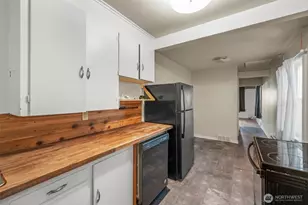 1768 Alki Ave SW, Seattle, WA 98116 - Photo 31