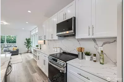 18331 1st Avenue NE, Shoreline, WA 98155 - Photo 13