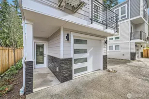 18331 1st Ave NE, Shoreline, WA 98155 - Photo 3