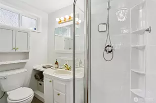 18917 76th Ave W, Lynnwood, WA 98036 - Photo 15