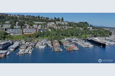 2420 8th Avenue N #201, Seattle, WA 98109 - Photo 33