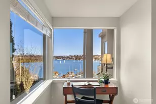 2420 8th Ave N, Seattle, WA 98109 - Photo 15