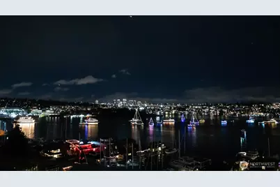 2420 8th Avenue N #201, Seattle, WA 98109 - Photo 29