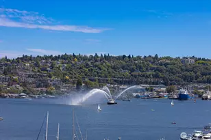 2420 8th Ave N, Seattle, WA 98109 - Photo 27