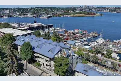 2420 8th Avenue N #201, Seattle, WA 98109 - Photo 31