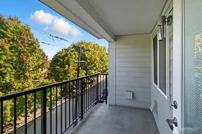 9416 1st Avenue NE #305, Seattle, WA 98115 - Photo 15