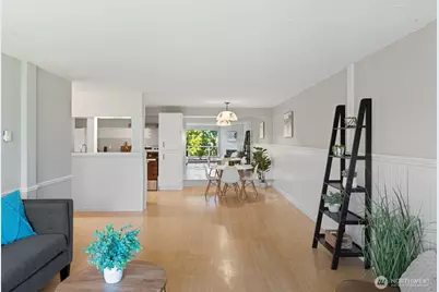 9416 1st Avenue NE #305, Seattle, WA 98115 - Photo 13