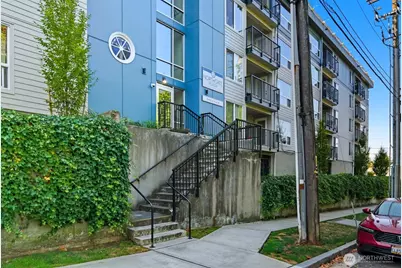 9416 1st Avenue NE #305, Seattle, WA 98115 - Photo 7