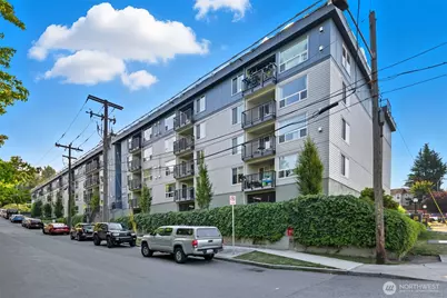 9416 1st Avenue NE #305, Seattle, WA 98115 - Photo 3