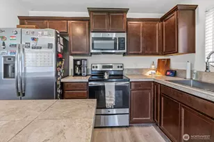 2428 Fiddleback St NE, Lacey, WA 98516 - Photo 11