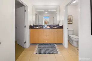 17 W Mercer St, Seattle, WA 98119 - Photo 21