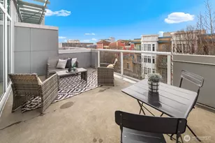 17 W Mercer St, Seattle, WA 98119 - Photo 27