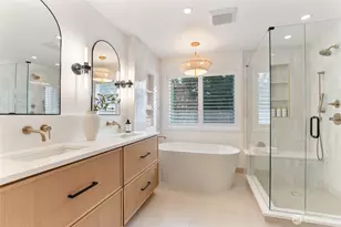 10411 NE 112th St, Kirkland, WA 98033 - Photo 21