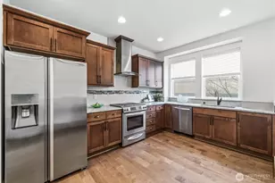 971 NE Ellis Dr, Issaquah, WA 98029 - Photo 13