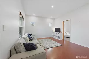 2005 McDougall Ave, Everett, WA 98201 - Photo 5