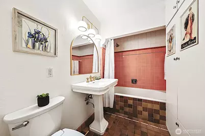 750 Belmont Avenue E #5, Seattle, WA 98102 - Photo 11