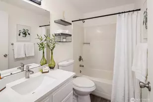 10215 NE 129th Ln, Kirkland, WA 98034 - Photo 27