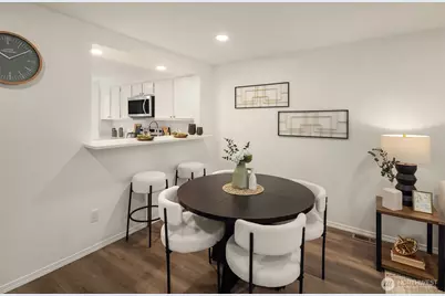 10215 NE 129th Lane, Kirkland, WA 98034 - Photo 11