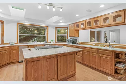 185 Belmont Place, Camano Island, WA 98282 - Photo 9